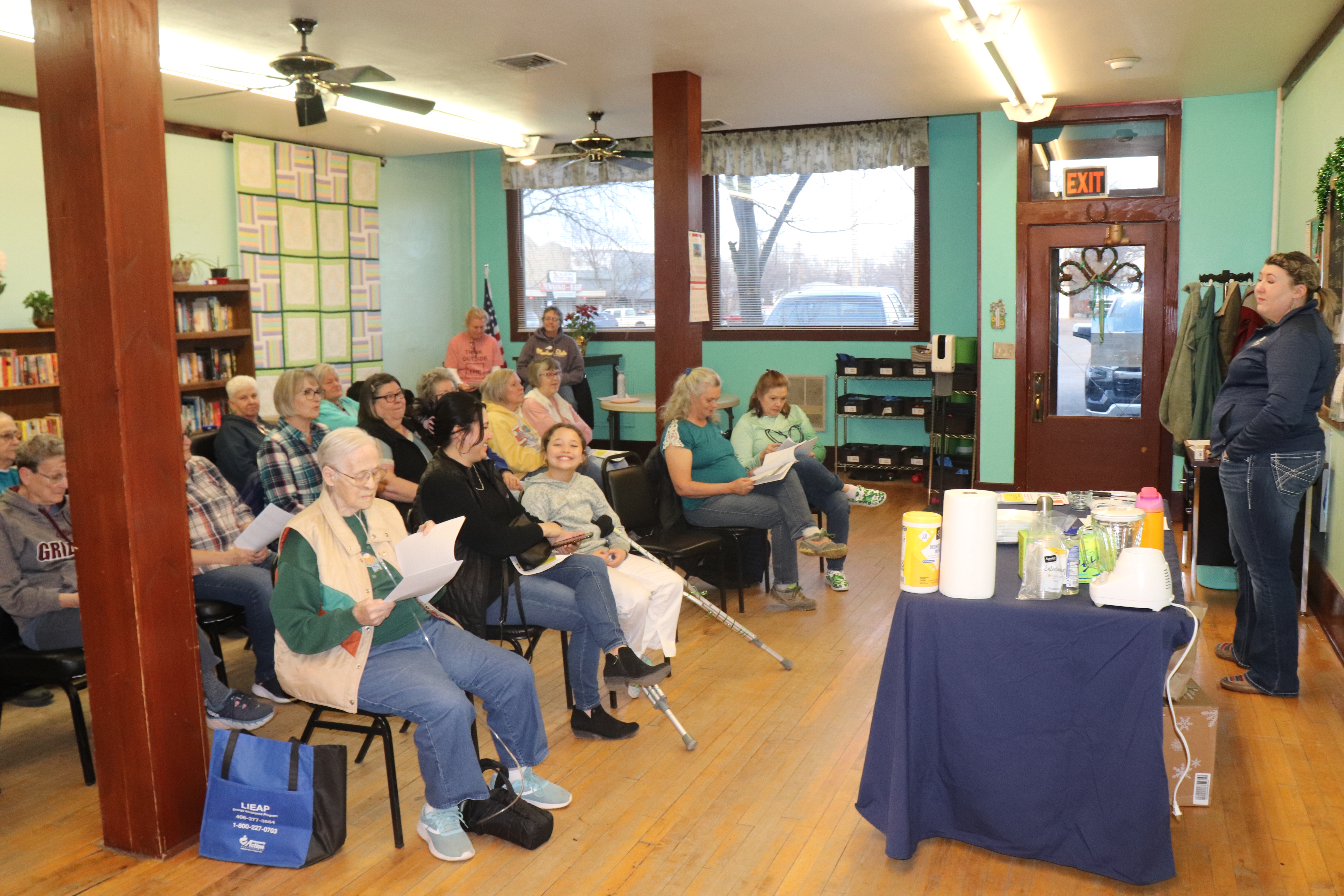 Extension presents to Powder River County residents on air fryer use, as they prepare for the hands-on portion.